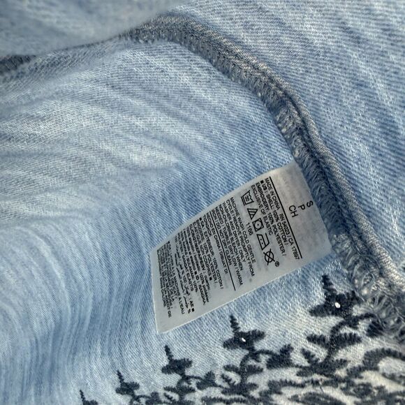 Old Navy Chambray Denim Embroidered Long Flutter Sleeve Dress Size Small Boho - Picture 10 of 11